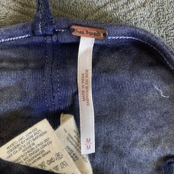 Club Monaco embellished skirt - Picture 7 of 8